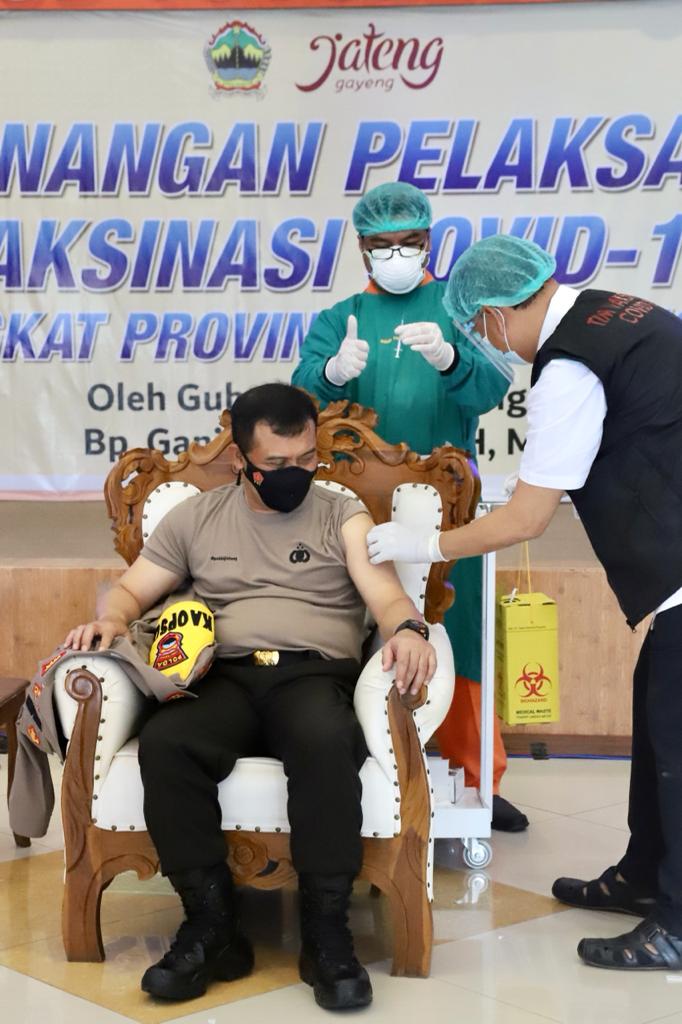 Kapolda dan Forkopimda Jateng Dapat Giliran Pertama Vaksinasi Corona