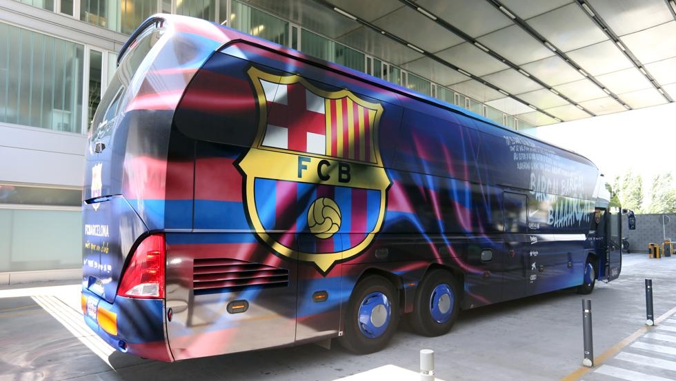 Krisis Finansial, Barcelona Lakoni Laga Tandang Naik Bus