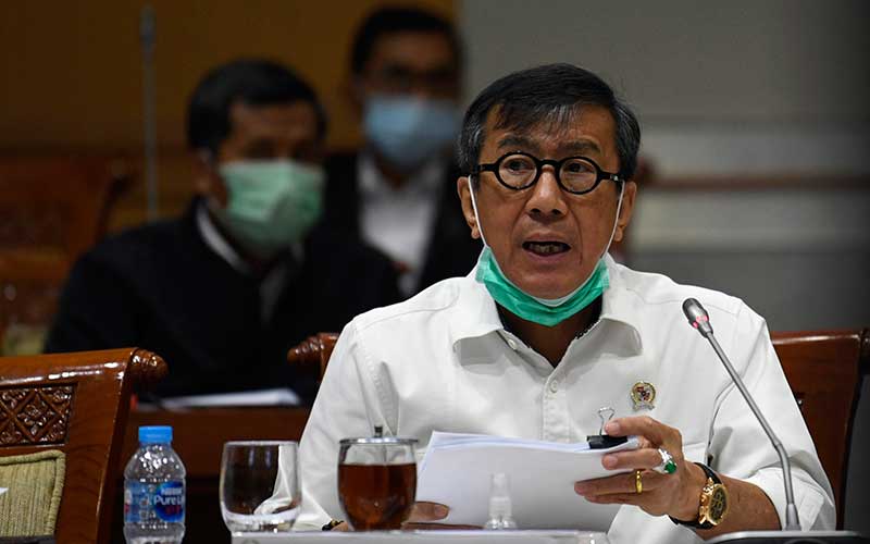 Hanya Berselang Sehari Ditolak Anak Buah Megawati, Menkumham Yasonna Laoly Langsung Hapus Sanksi Pidana Penolak Vaksinasi