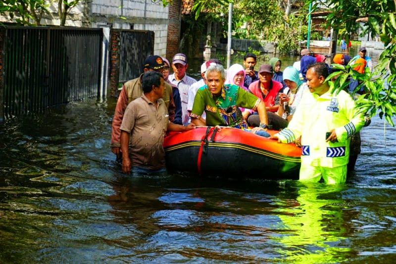 Sudah Hampir Sebulan Banjir Kudus Jawa Tengah Tak Juga Kelar, Den Ganjar Apa Kabar?