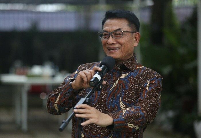 Respons Dingin Moeldoko Saat Ditanya Soal Surat AHY ke Jokowi