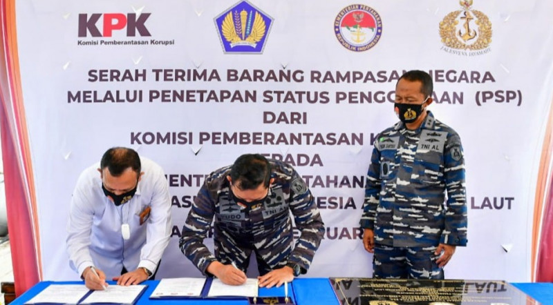 TNI AL Terima Tanah Rampasan Kasus Korupsi Senilai 55 Miliar dari KPK