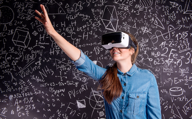 LenteraEdu Latih Guru Manfaatkan VR untuk Mengajar