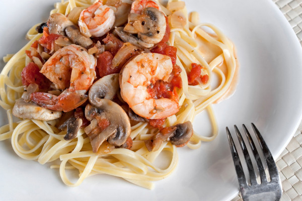 Resep Linguine Saus Udang Pedas ala Restoran