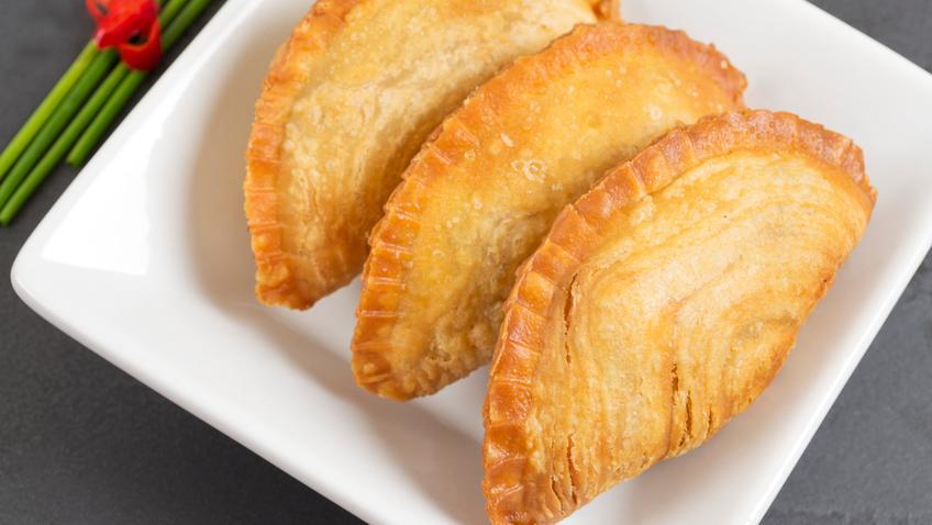 Resep Pastel Renyah Isi Ayam dan Jamur