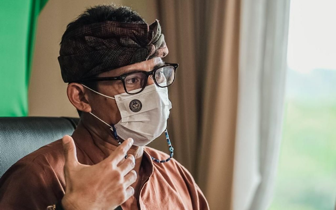 Terkait Seruan Jokowi Benci Produk Asing, Sandiaga: Ini Alarm Buat Kita