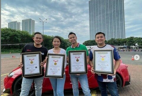 Duel Catur Lawan Grand Master Irene Sukandar, Raffi Ahmad Raih Rekor MURI