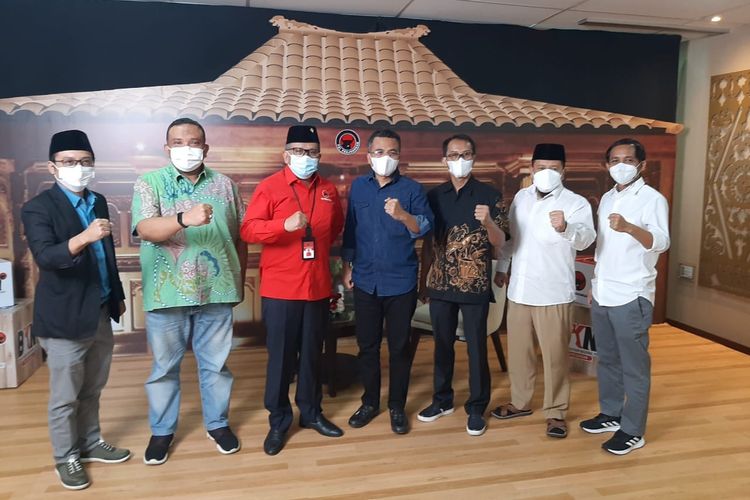 Apa Sebab Golkar-Nasdem Tak Hadiri Bukber para Petinggi Koalisi Jokowi?