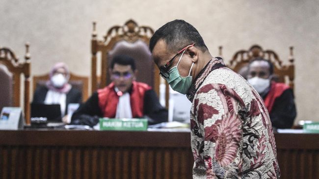 Edhy Bantah Ada Keterkaitan Prabowo dalam Suap Ekspor Benur