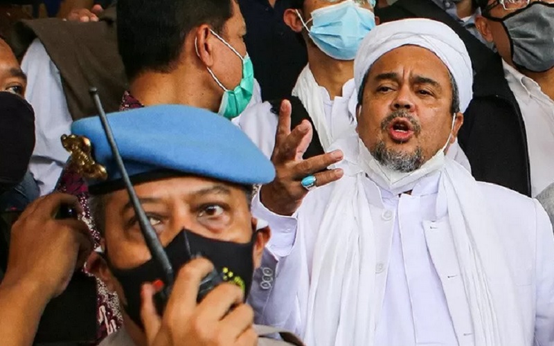 Eks Pengacara Komentari Vonis 8 Bulan dan Denda Ringan Habib Rizieq
