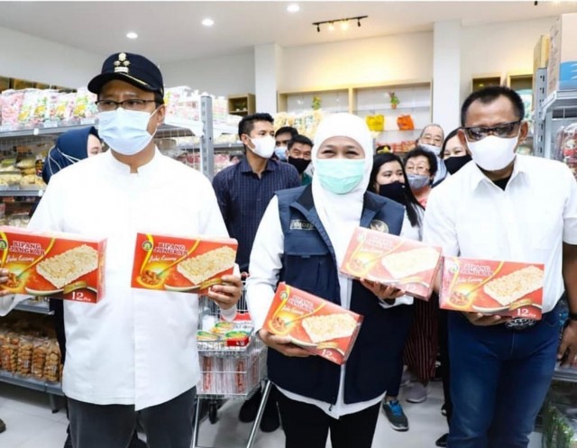 Khofifah Pamer Bipang Jangkar Halal di Pasuruan, Sindir Bipang Ambawang Jokowi?