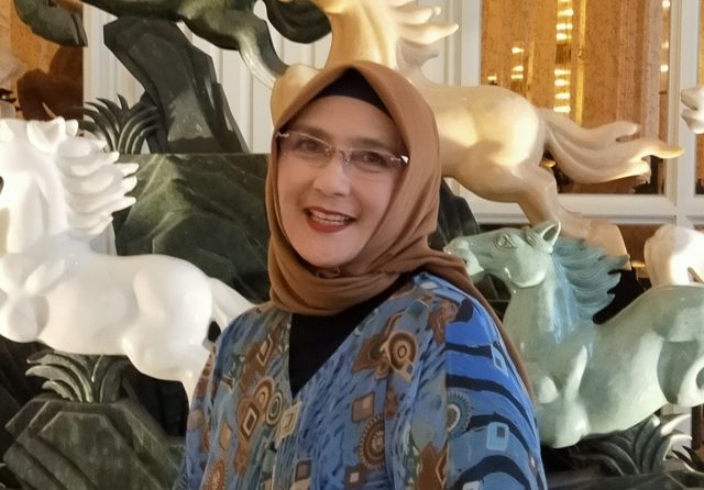 Persiapkan Diri Sejak Dini sebelum Pensiun dari Dunia Artis, Yati Octavia Jual Martabak