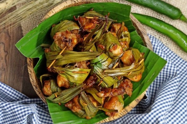 Resep Ayam Goreng Bungkus Pandan Khas Thailand