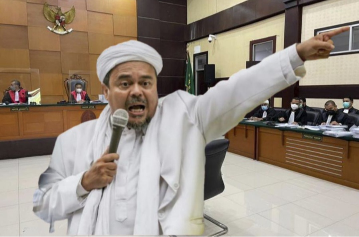 Rizieq Ungkap 'Deal' dengan Tito dan BG di Arab dalam Pledoi yang Dibacanya Hari ini