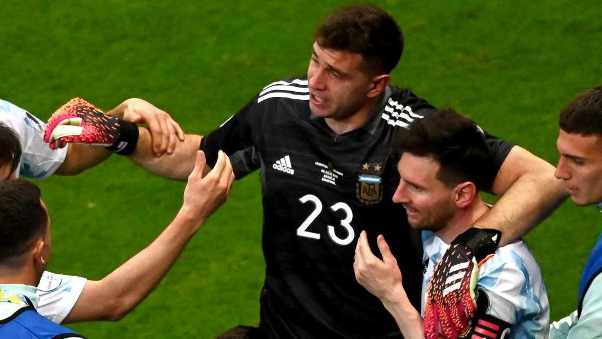 Emiliano Martinez Antarkan Timnas Argentina Jadi Juara Copa America 2021