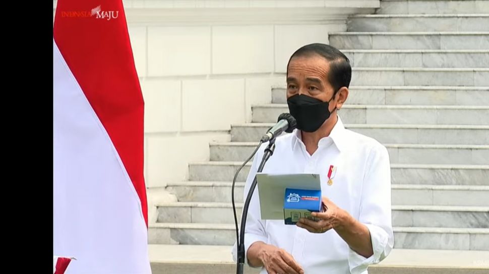 Jokowi Batalkan Program Vaksinasi Berbayar, Begini Kata Mahfud MD