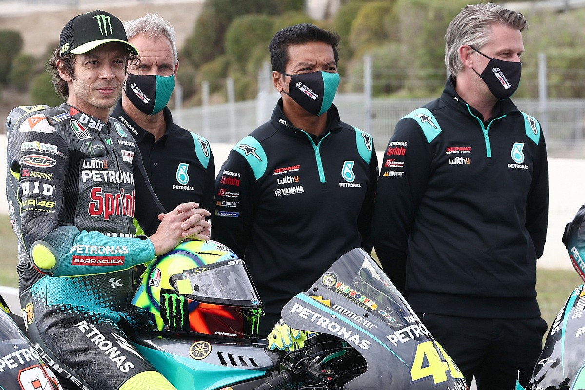 Tanggapi Rumor Rossi Pensiun, Ini Kata Bos Petronas