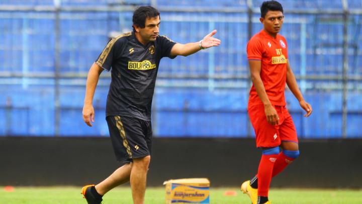 Pelatih: Arema FC Tak Mampu Tampil Konsisten di Pekan Pertama Liga 1