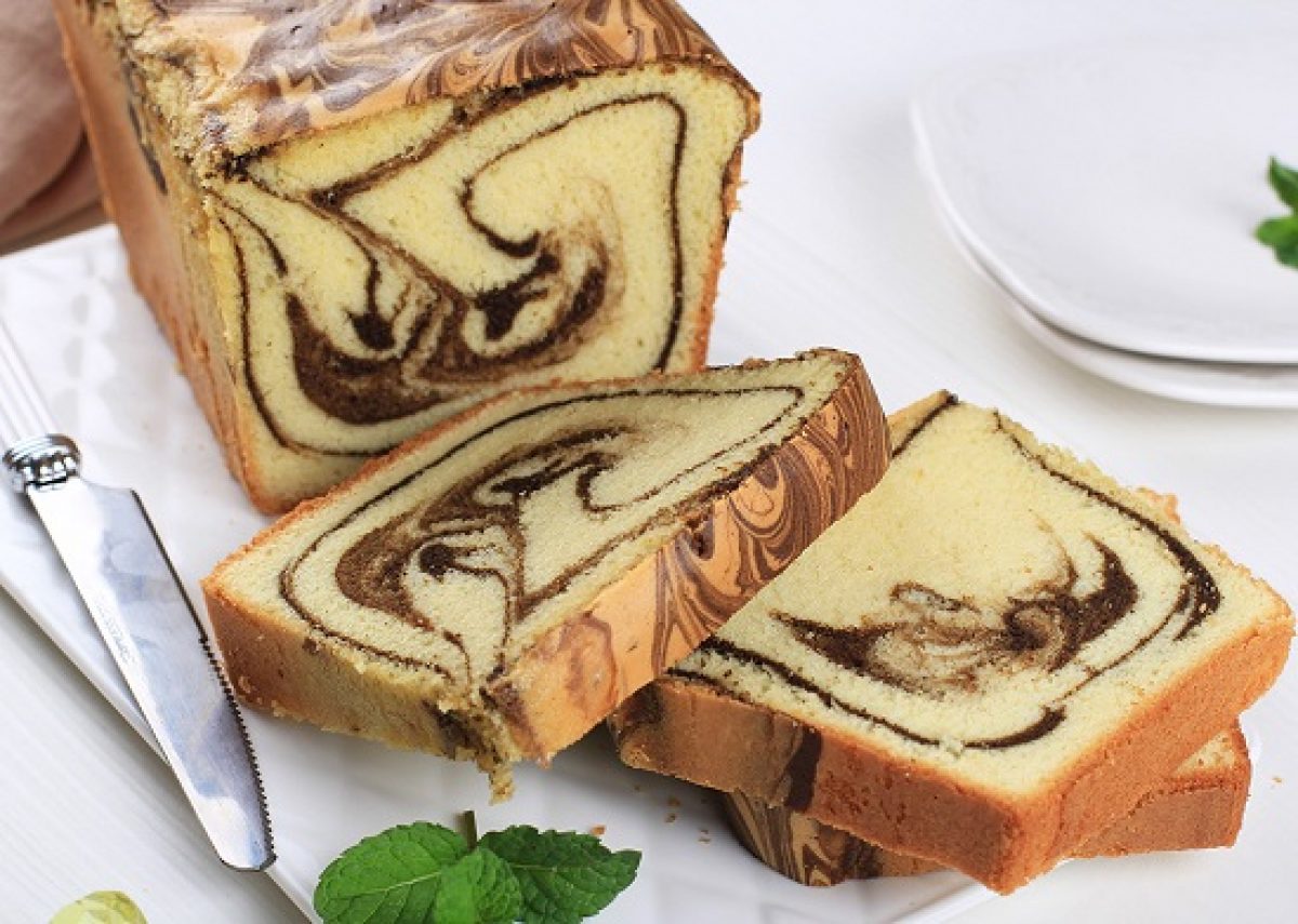 Resep Bolu Marmer Panggang untuk Teman Minum Teh Sore Hari