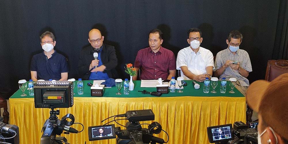 Wow, Novel Baswedan Siap Audit Bisnis PCR Luhut dan Erick Thohir