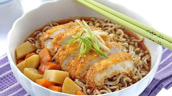Resep Ramen Ayam Kuah Santan, Cocok Saat Musim Hujan