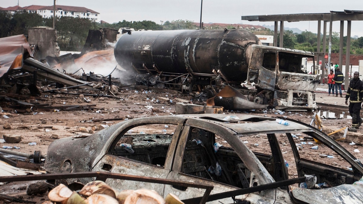 Kebakaran Tanker di Sierra Leone Tewaskan Hampir 100 Orang