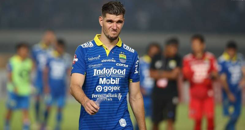 Robert Akui Pentingnya Peran Nick Kuipers di Persib