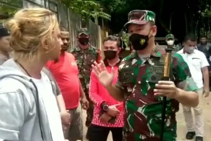 Danrem 061 Datangi Bahar bin Smith, Refly Harun Ungkit Era Orde Baru Saat TNI Jadi Centeng Penguasa