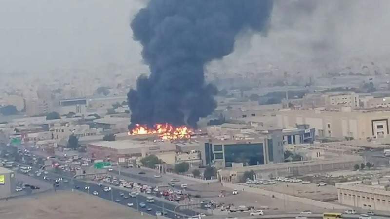 Yaman Balas Serang Abu Dhabi, Fasilitas Minyak Utama Terbakar