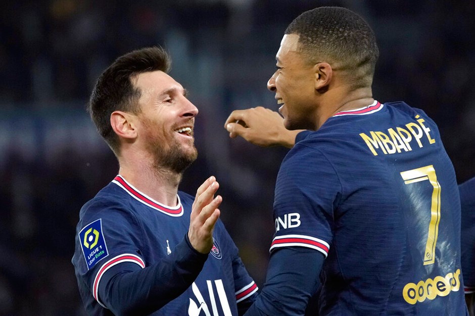 Berkat Duet Maut Mbappe dan Messi, PSG Kalahkan Saint Etienne