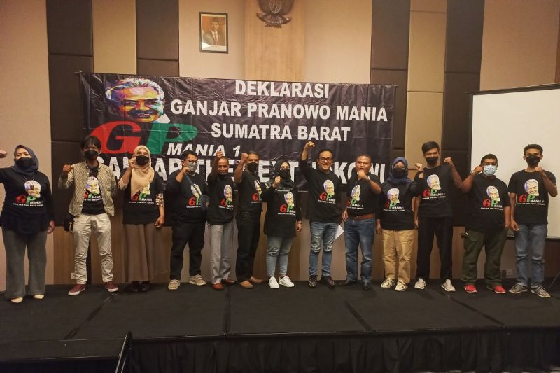Relawan Jokowi Deklarasi Dukung Ganjar Pranowo di Sumbar