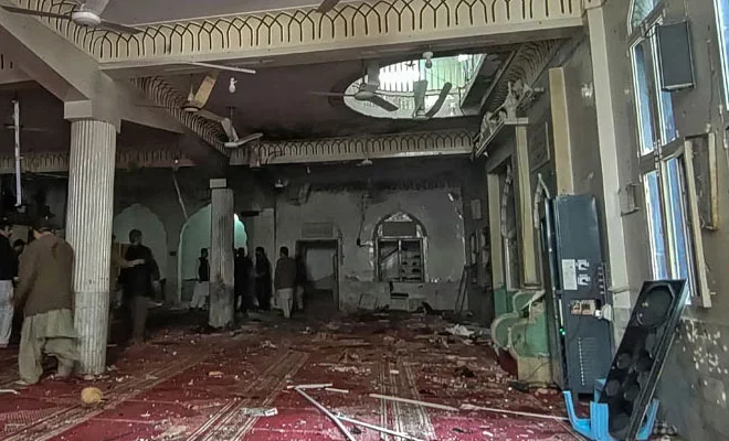 Bom Meledak, 30 Jemaah Tewas Saat Salat Jumat di Pakistan