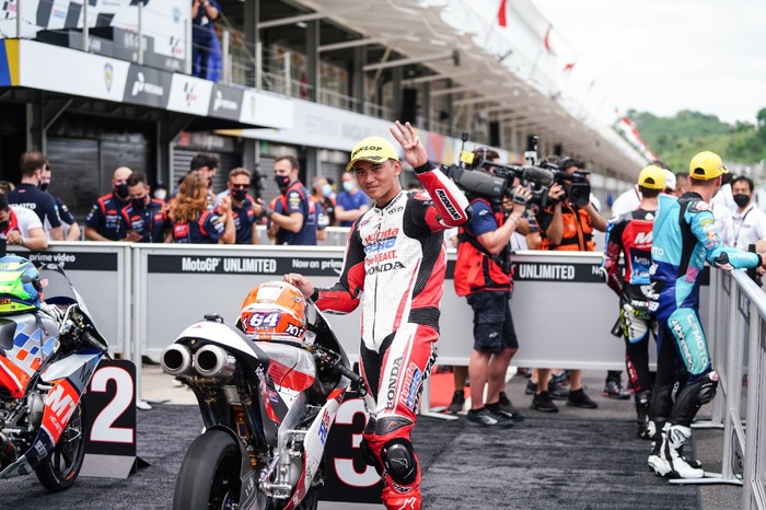 Cetak Sejarah, Mario Aji Start dari Baris Pertama Ajang Grand Prix