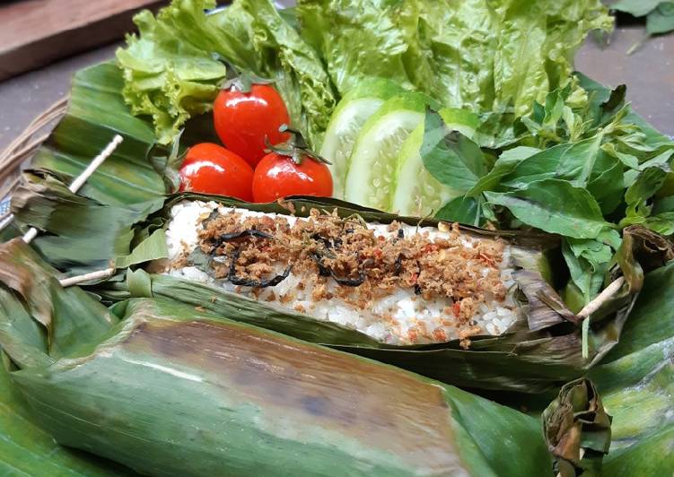 Resep Nasi Bakar Cakalang, Pedas dan Gurih