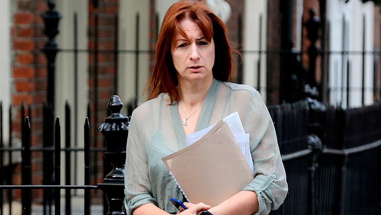 Anggota Parlemen Irlandia Sebut Eropa 'Tembak Dirinya Sendiri'