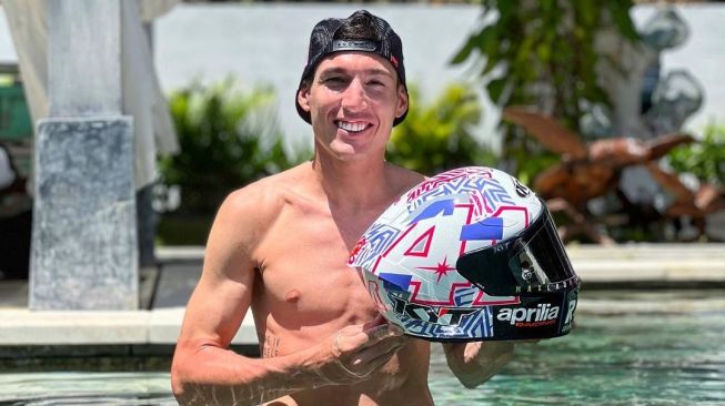 Fakta Helm KYT Espargaro yang Viral