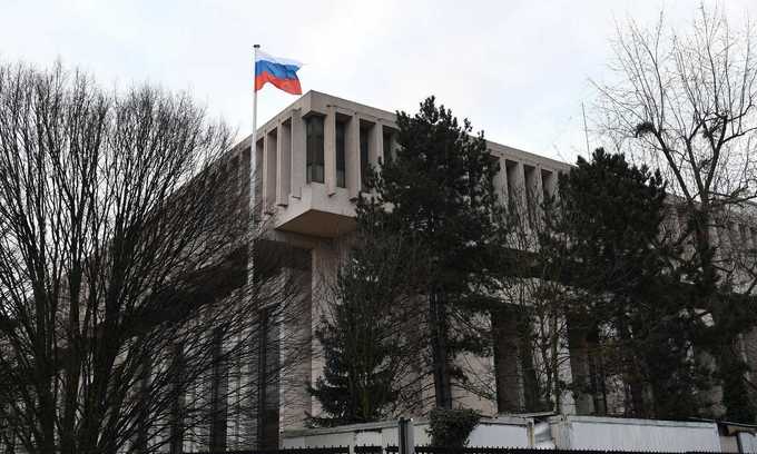 Moskow Siap Balas Langkah Prancis Usir Puluhan Diplomat Rusia