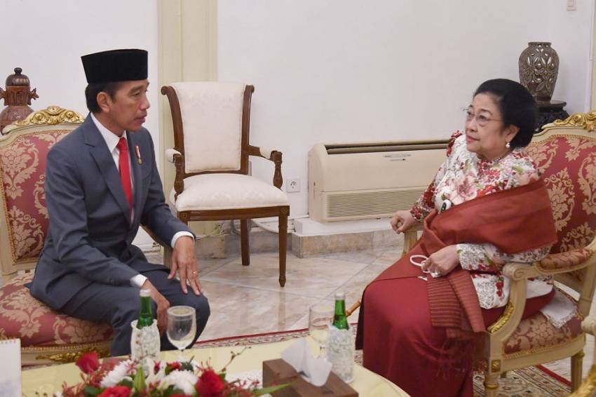 Megawati Berbincang Serius dengan Jokowi di Istana Negara, Bahas Apa?