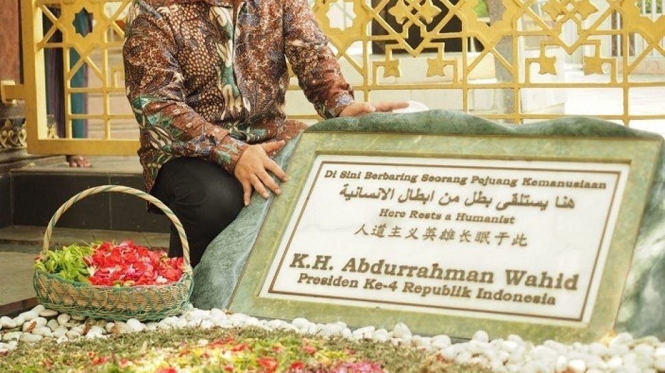 Di Tengah Perseteruannya dengan Yenny Wahid, Cak Imin Ziarah ke Makam Gus Dur