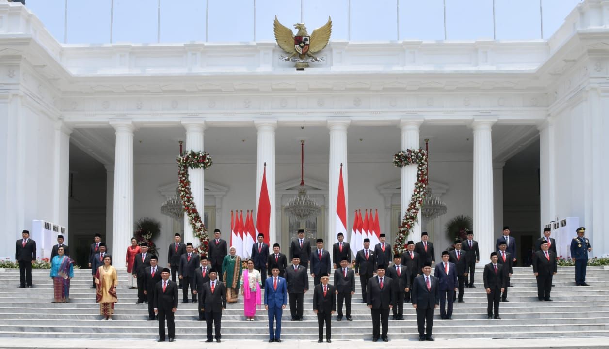 Histori Bongkar Pasang Kabinet di 8 Tahun Jokowi Presiden