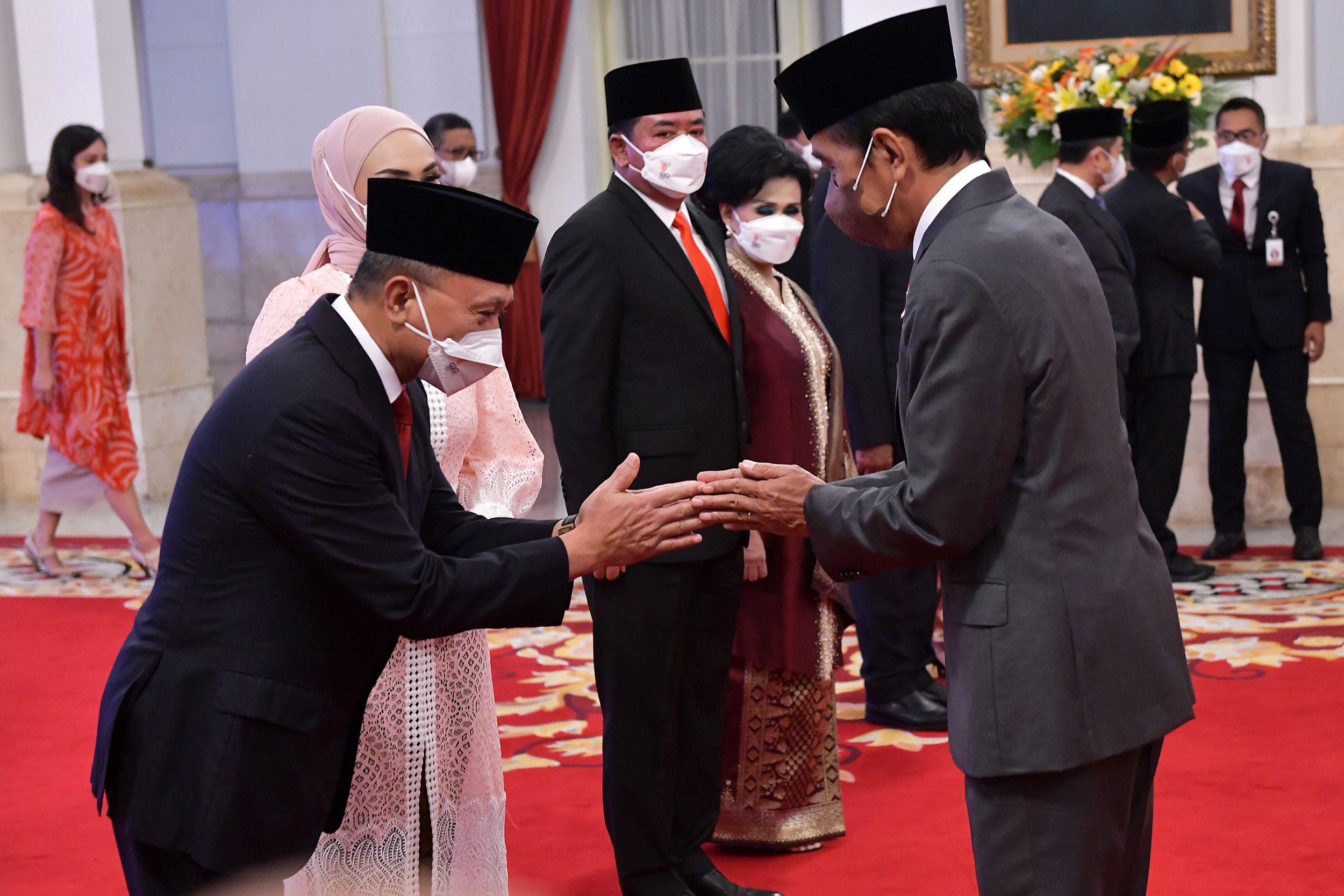 Pengamat Sebut Pemilihan Dua Menteri Anyar ‘Kurang Pas' dan ‘Hanya Kepentingan Politik Sesaat’ Jokowi