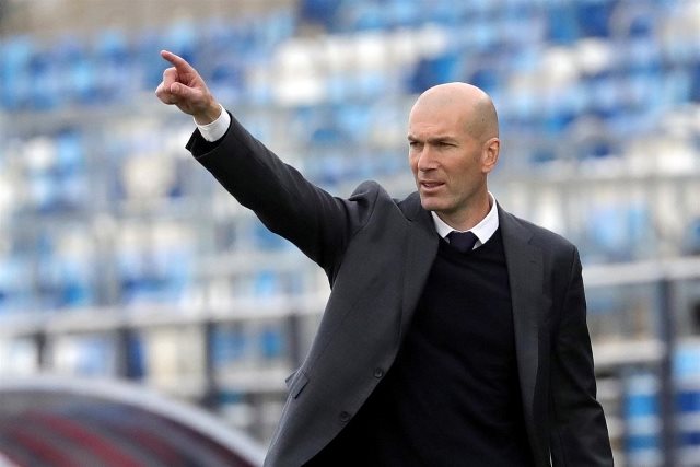 Zinedine Zidane Jadi Pelatih Baru PSG?