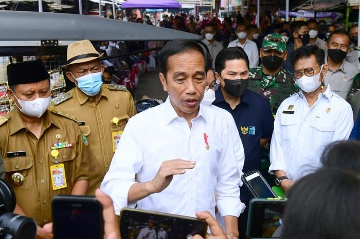 Jokowi Beri Sinyal Tambah Besaran Bansos untuk Rakyat Kecil