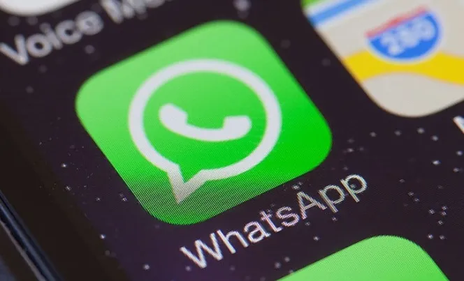 WhatsApp Kembangkan Fitur Unggah Rekaman Suara di Status