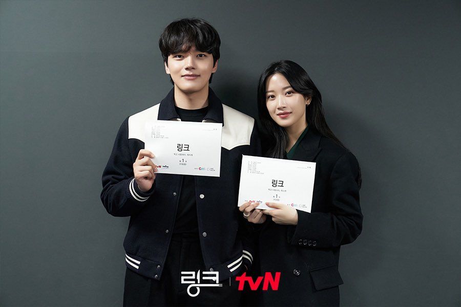 Yeo Jin Goo dan Moon Ga Young Ungkap Cara Bangun Chemistry di Drama ‘LINK: EAT, LOVE, KILL’
