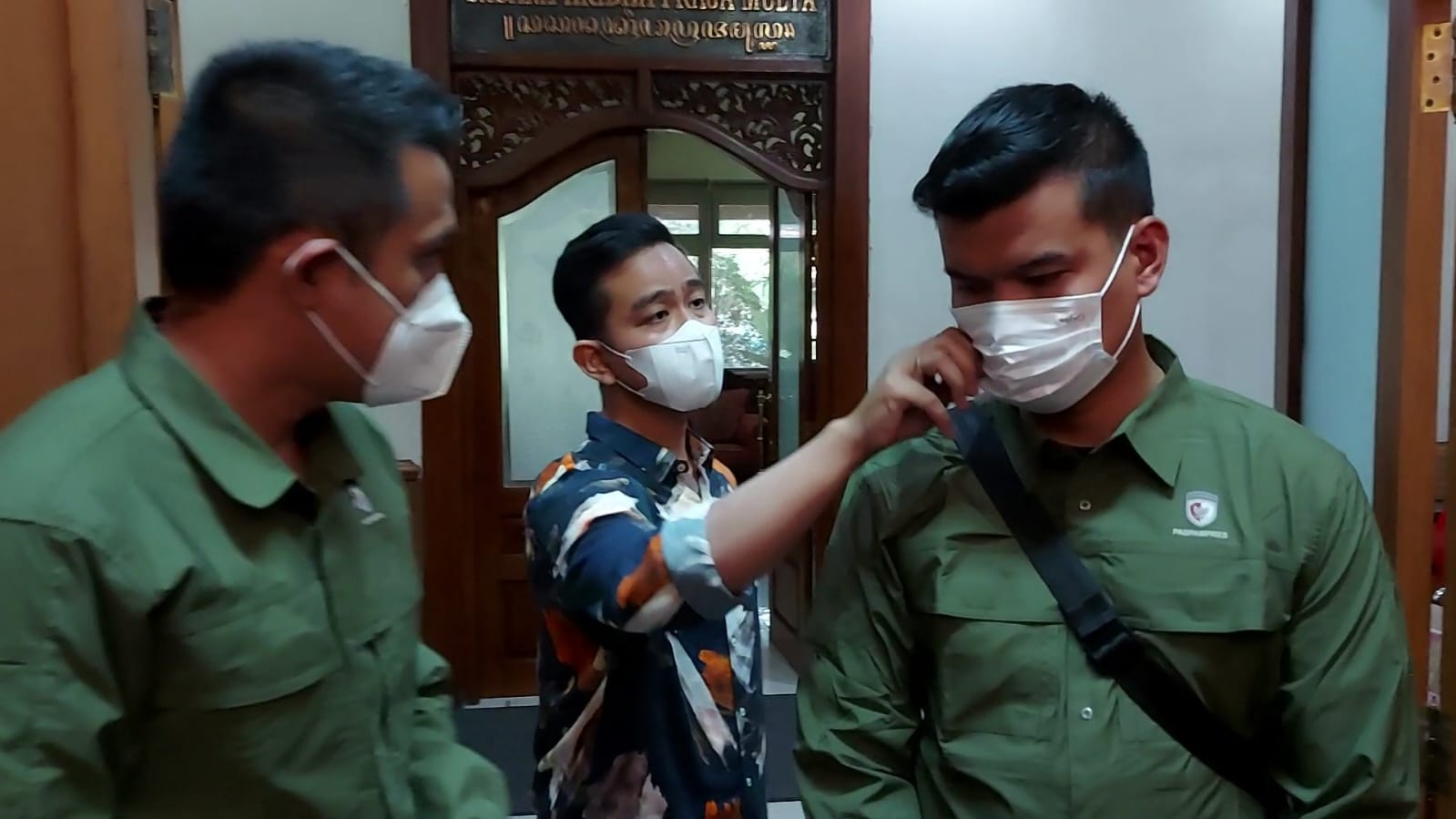 Gibran Turun Tangan Soal Paspampres Jotos Sopir Truk di Solo