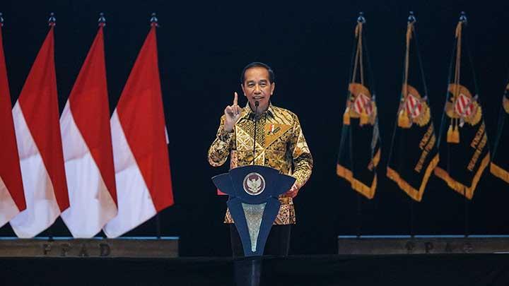 Jokowi Sentil Demo Kenaikan BBM, Kode Harga Pertalite Bakal Naik?