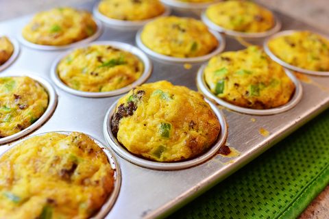 Resep Muffin Keju Isi Telur untuk Sarapan