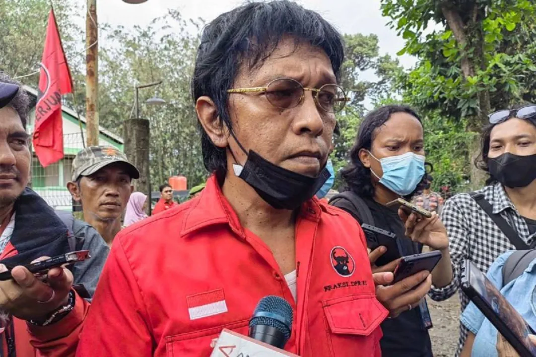 Adian Klaim Bisa Atur Pertemuan Mahasiswa-Jokowi Bahas Masalah BBM