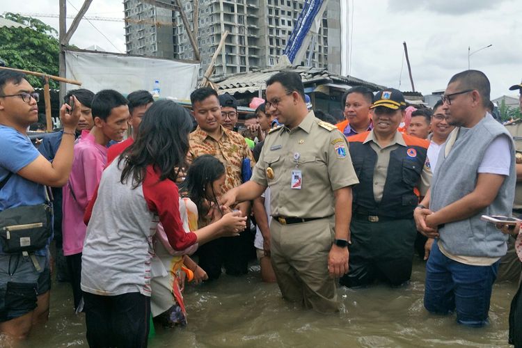Banjir Landa Jakarta, Walhi Larang Anies Kambing Hitamkan Hujan